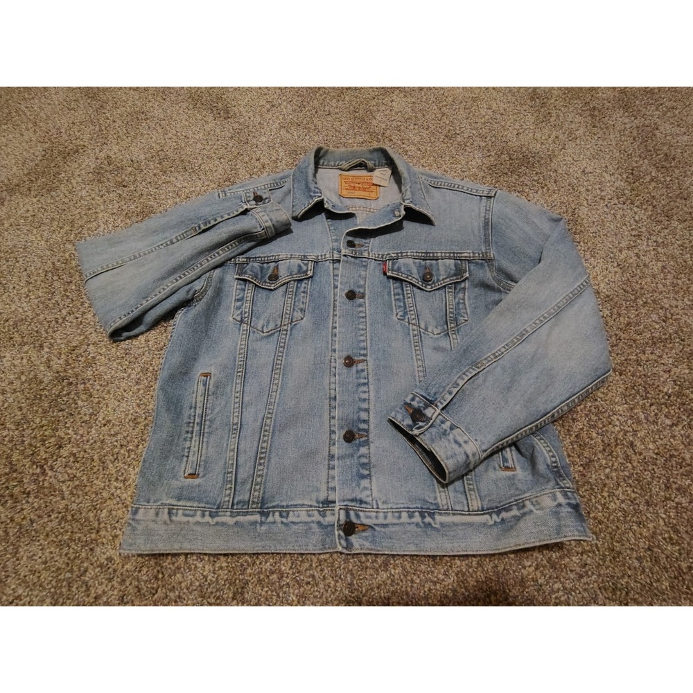 Levis 70507 Mens Standard Retro Trucker Denim Jacket Light Wash Blue Size Large